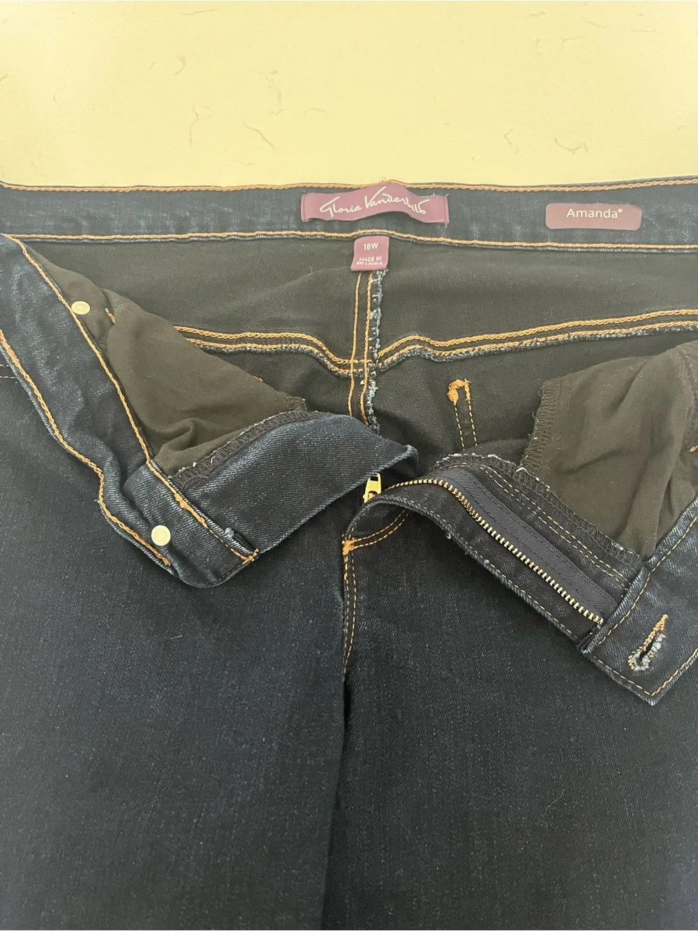 Gloria Vanderbilt Skinny Jeans in Dark Blue